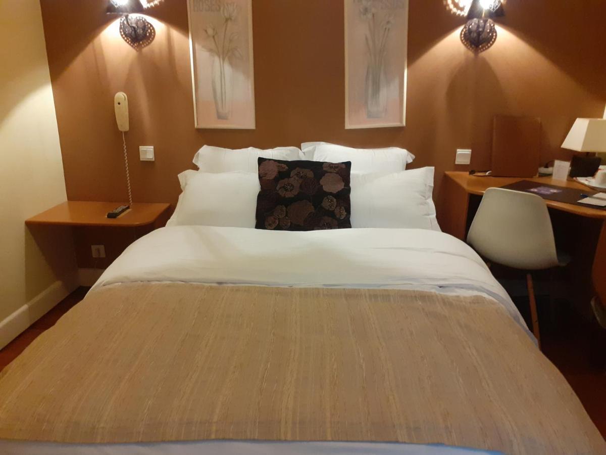 Le Grand Monarque Donzy Hotel Luaran gambar